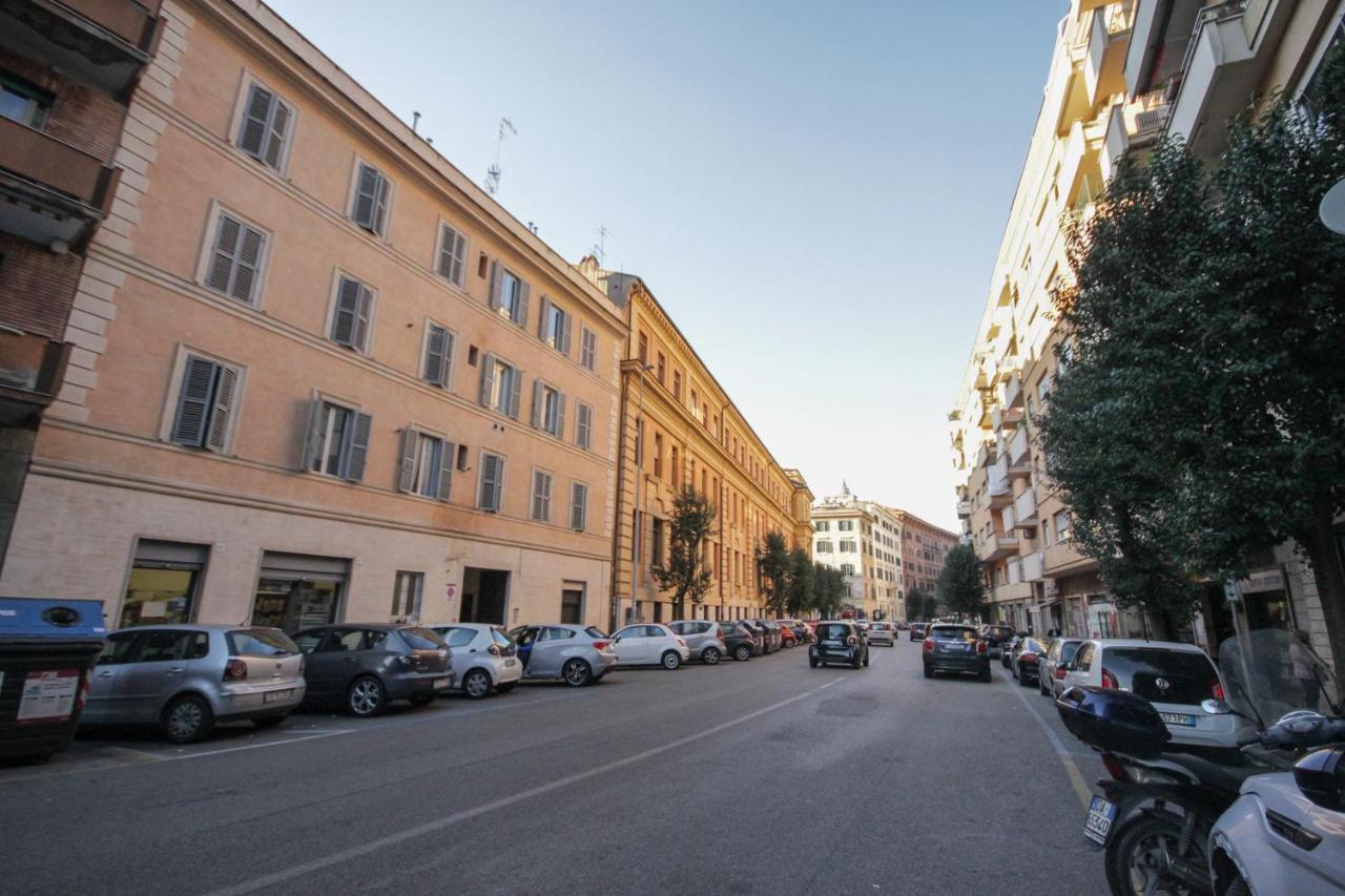 Le Piazze di Roma Sweet Apartment Buitenkant foto